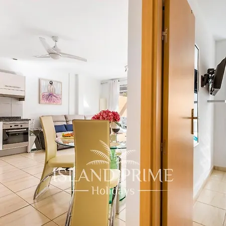 4x Bedrooms Poolside In Amarilla Golf Apartment
