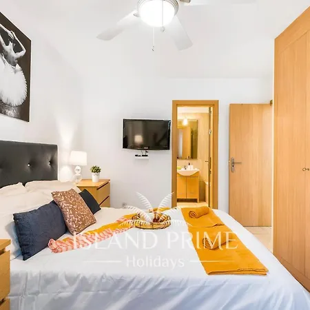 4x Bedrooms Poolside In Amarilla Golf *